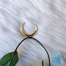 Load image into Gallery viewer, Silver Moon necklace wizard crescent goth gifts her pretty statement fashion women men gift novelty 2020