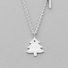 Load image into Gallery viewer, Collier pendentif arbre de noël pour hommes en acier inoxydable lettre colliers hommes bijoux cadeaux de noël Bijoux noël nouvel an 2021